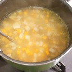 残り物でOK、コンソメスープを作ろう